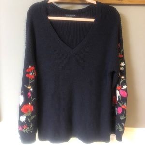 Blue floral American eagle sweater